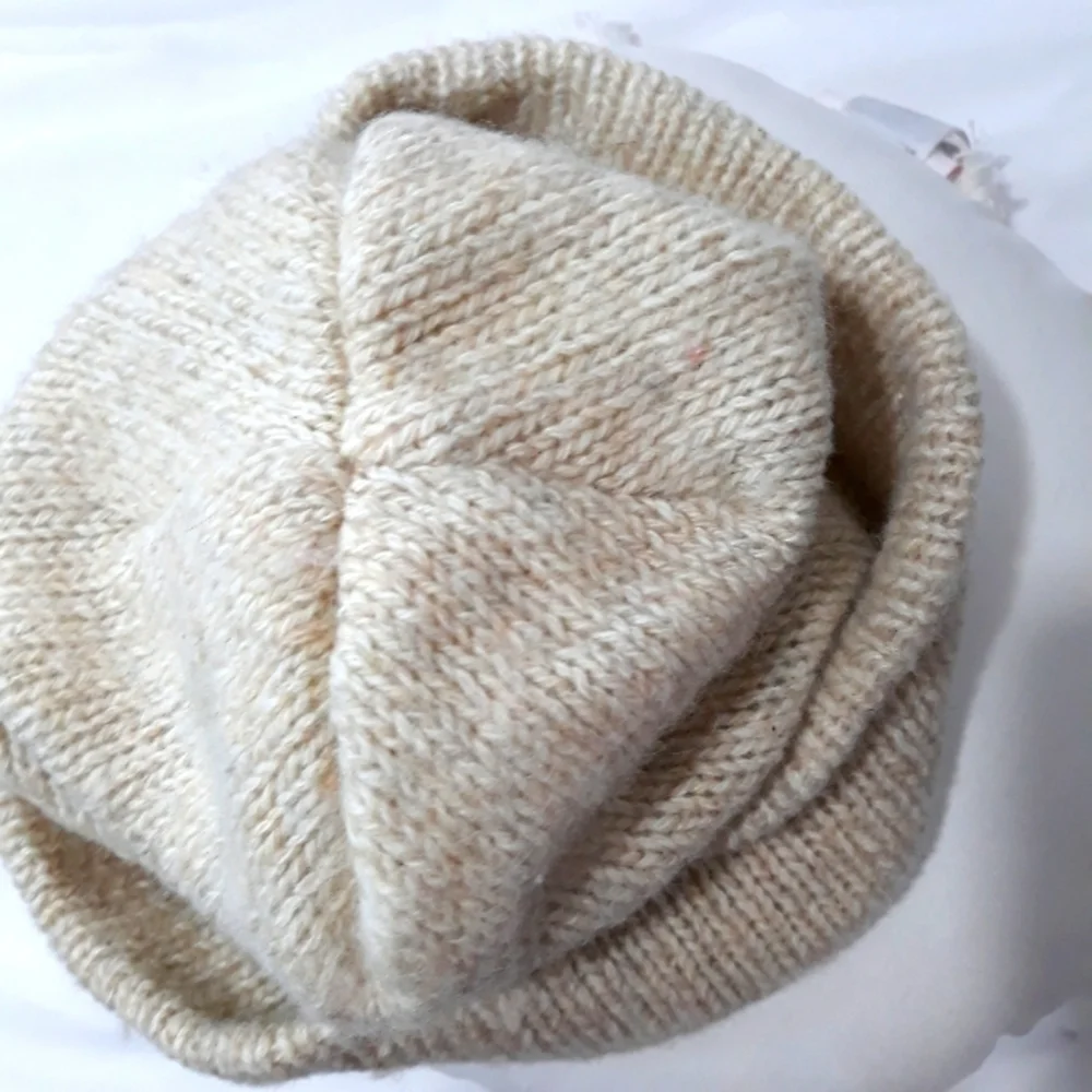 Hat Unisex knit wool blend cream